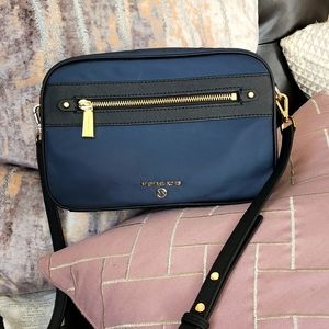 Michael Kors camera style bag Jet Set Charm